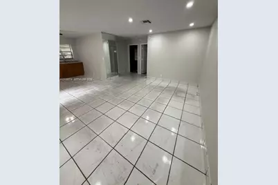 156 NW 12th St #3, Pompano Beach, FL 33060 - Photo 3