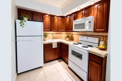 2424 SE 17th St #B307, Fort Lauderdale, FL 33316 - Photo 9