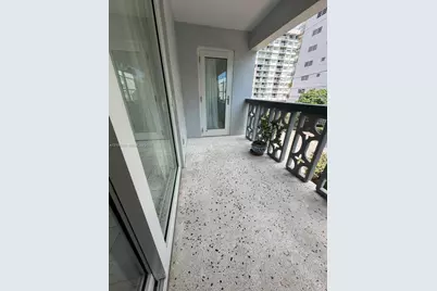 1400 Lincoln Rd #301, Miami Beach, FL 33139 - Photo 13