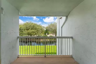 4737 NW 97th Ct, Doral, FL 33178 - Photo 25