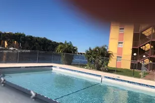 4709 NW 7th St, Miami, FL 33126 - Photo 21