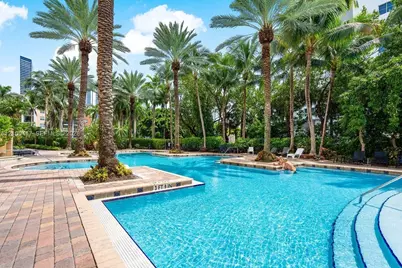 17150 N Bay Rd #2319, Sunny Isles Beach, FL 33160 - Photo 3