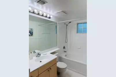 17150 N Bay Rd #2319, Sunny Isles Beach, FL 33160 - Photo 13