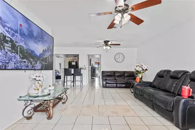 7830 W 8th Ave, Hialeah, FL 33014 - Photo 5