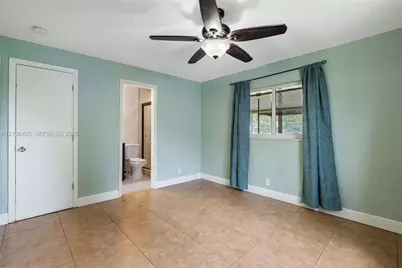 4711 NW 58th St, Tamarac, FL 33319 - Photo 15