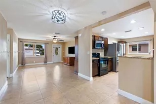 4711 NW 58th St, Tamarac, FL 33319 - Photo 27