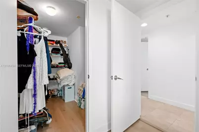 14951 Royal Oaks Ln #709, North Miami, FL 33181 - Photo 27
