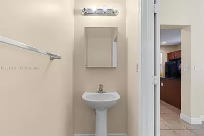 1129 SW 147th Ter, Pembroke Pines, FL 33027 - Photo 5