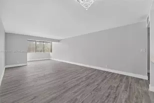 8040 Hampton Blvd, North Lauderdale, FL 33068 - Photo 17