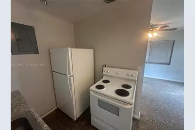 1271 NE 32nd St #1289, Oakland Park, FL 33334 - Photo 7