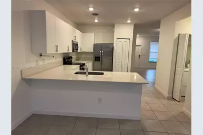 267 SW 159th Pl, Pembroke Pines, FL 33027 - Photo 3