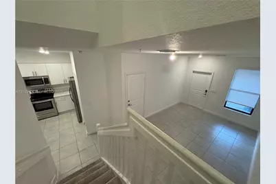 267 SW 159th Pl, Pembroke Pines, FL 33027 - Photo 9