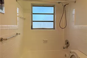 5401 Hollywood Blvd, Hollywood, FL 33021 - Photo 21