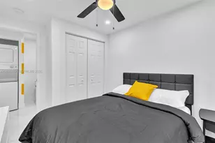 923 NW 110th St, Miami, FL 33168 - Photo 13