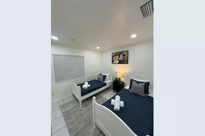 75 NW 206th Ter, Miami Gardens, FL 33169 - Photo 9