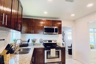 75 NW 206th Terrace, Miami Gardens, FL 33169 - Photo 5
