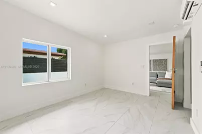 596 W 50th St, Miami Beach, FL 33140 - Photo 51