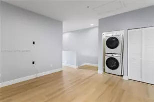 946 SW 147th Ave, Pembroke Pines, FL 33027 - Photo 35