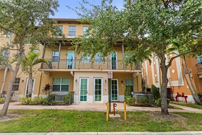 946 SW 147th Ave #2614, Pembroke Pines, FL 33027 - Photo 1