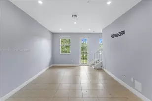 946 SW 147th Ave, Pembroke Pines, FL 33027 - Photo 11