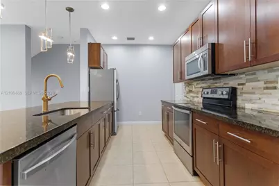 946 SW 147th Ave #2614, Pembroke Pines, FL 33027 - Photo 7