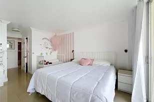 1351 NE Miami Gardens Dr, Miami, FL 33179 - Photo 15