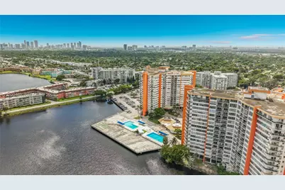 1351 NE Miami Gardens Dr #1414E, Miami, FL 33179 - Photo 41