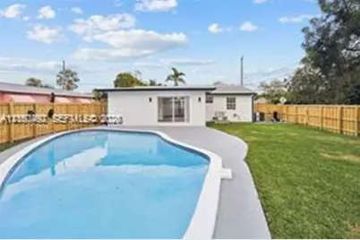 916 SW 7th Ave, Hallandale Beach, FL 33009 - Photo 5