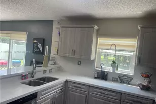 2400 SW 106th Ave, Miramar, FL 33025 - Photo 9