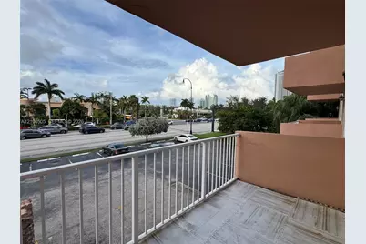 2200 E Hallandale Beach Blvd #203, Hallandale Beach, FL 33009 - Photo 3