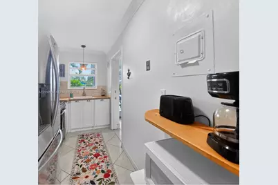 580 Egret Dr #111, Hallandale Beach, FL 33009 - Photo 19