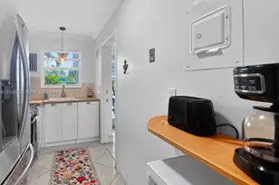 580 Egret Dr, Hallandale Beach, FL 33009 - Photo 19