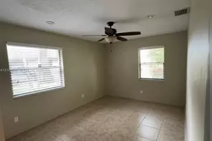 2237 Nova Village Dr, Davie, FL 33317 - Photo 17