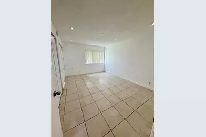 10765 Cleary Blvd #306, Plantation, FL 33324 - Photo 9