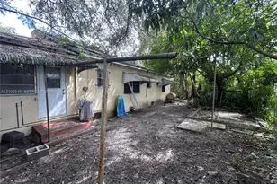 8270 NE 2nd Ct, Miami, FL 33138 - Photo 7