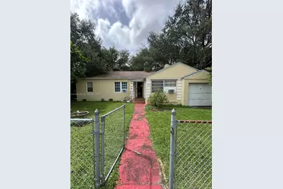 8270 NE 2nd Ct, Miami, FL 33138 - Photo 29