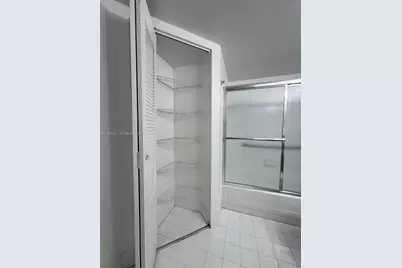 450 S Park Rd #5-205, Hollywood, FL 33021 - Photo 15