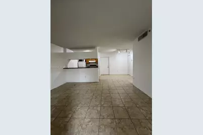 450 S Park Rd #5-205, Hollywood, FL 33021 - Photo 9