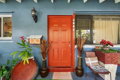 6005 SW 64th Pl, South Miami, FL 33143 - Photo 3