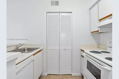 620 S Park Rd #0, Hollywood, FL 33021 - Photo 5