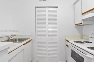 620 S Park Rd, Hollywood, FL 33021 - Photo 5