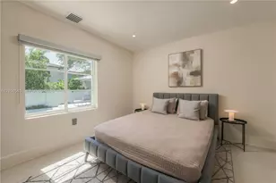 1042 NE 95th St, Miami Shores, FL 33138 - Photo 41