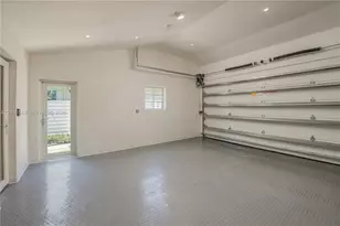 1042 NE 95th St, Miami Shores, FL 33138 - Photo 55