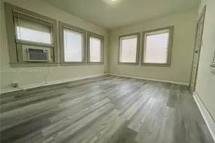 442 SW 10th Ave, Miami, FL 33130 - Photo 5