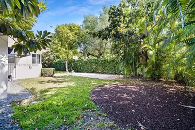 330 Viscaya Ave, Coral Gables, FL 33134 - Photo 13