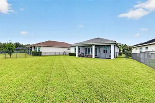 15672 Goldfinch Cir, Westlake, FL 33470 - Photo 43