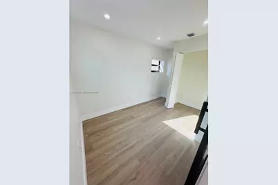 905 SW 13th Ct, Miami, FL 33135 - Photo 31