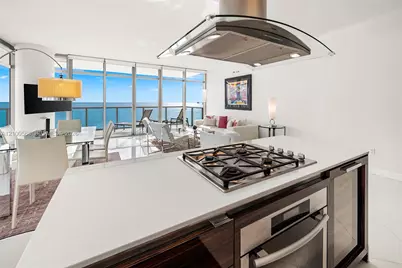 3737 Collins Av #S-1301, Miami, FL 33140 - Photo 11