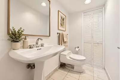 441 Valencia Ave #801, Coral Gables, FL 33134 - Photo 9