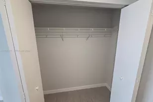 117 SW 10th St, Miami, FL 33130 - Photo 19